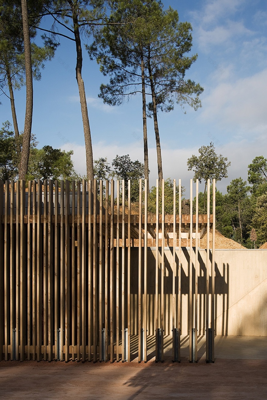 矿场重生 | 法国 Bruoux 矿场改造-60