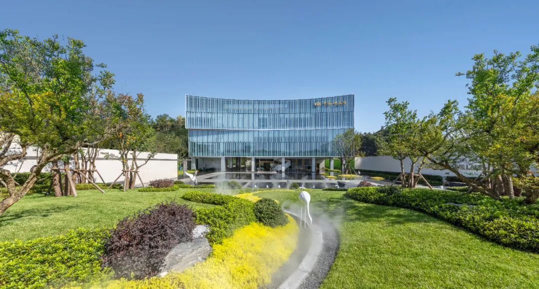 贵阳中海映山湖展示中心 | 山水相融，现代与自然的和谐共生-27