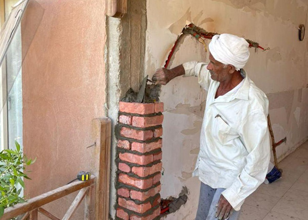 “Seaside Chalet Makeover for Ultimate Relaxation”-16