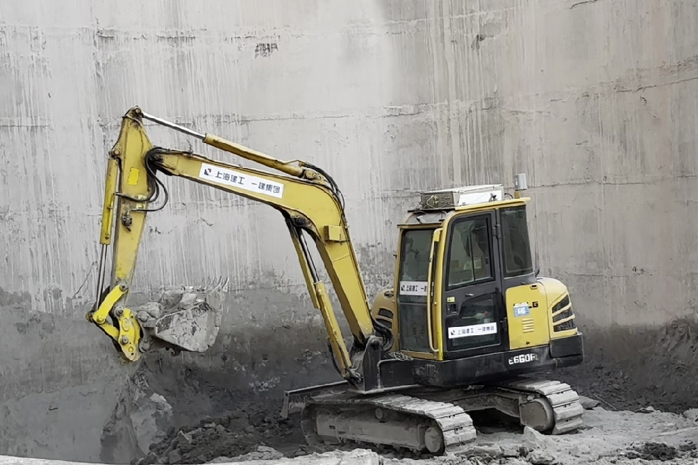 张江之尚“八联筒”外壁完成斜切，上海建工让工业遗存焕新重生-55