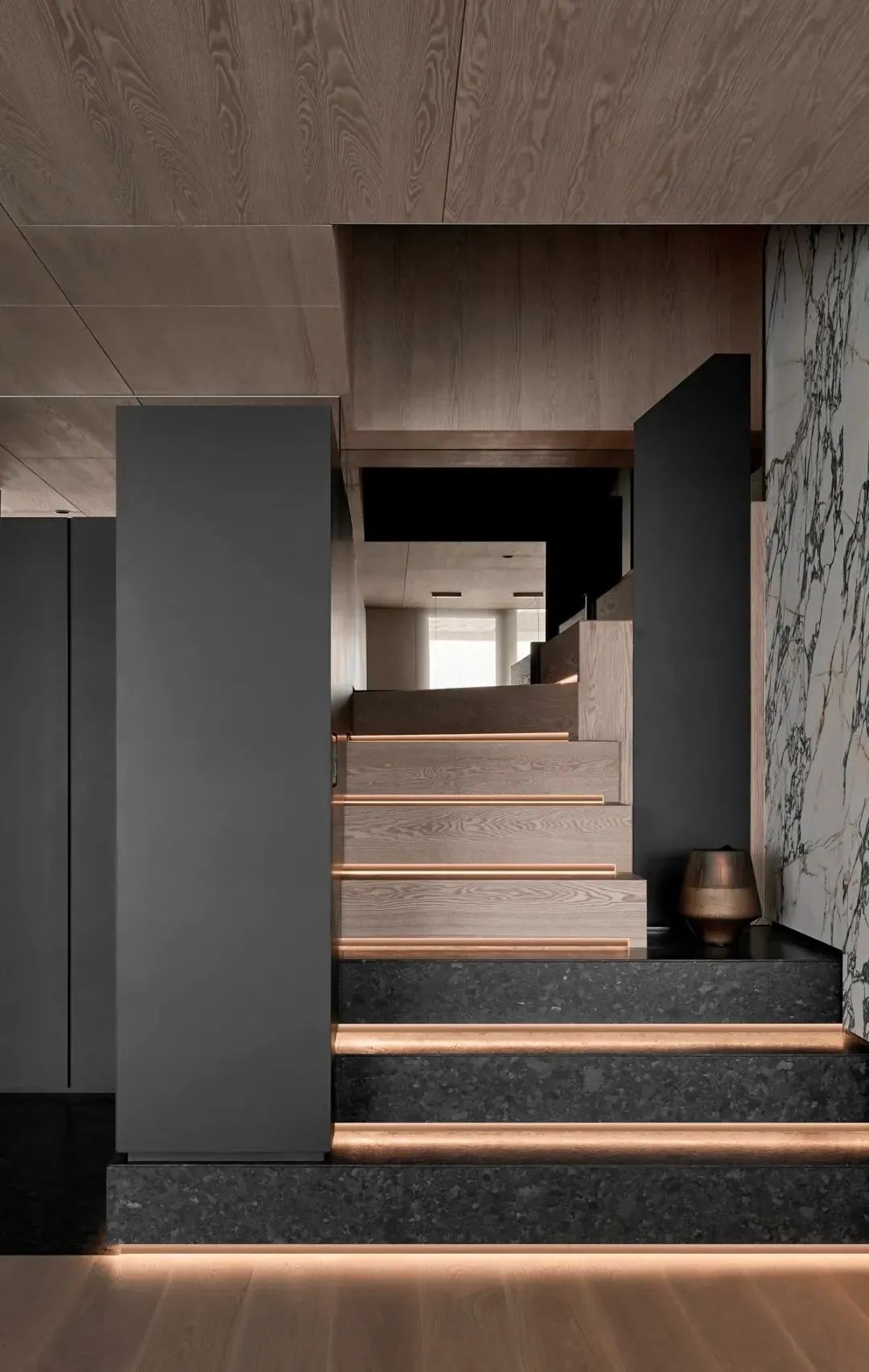 320㎡深色系当代轻奢丨唐忠汉-5