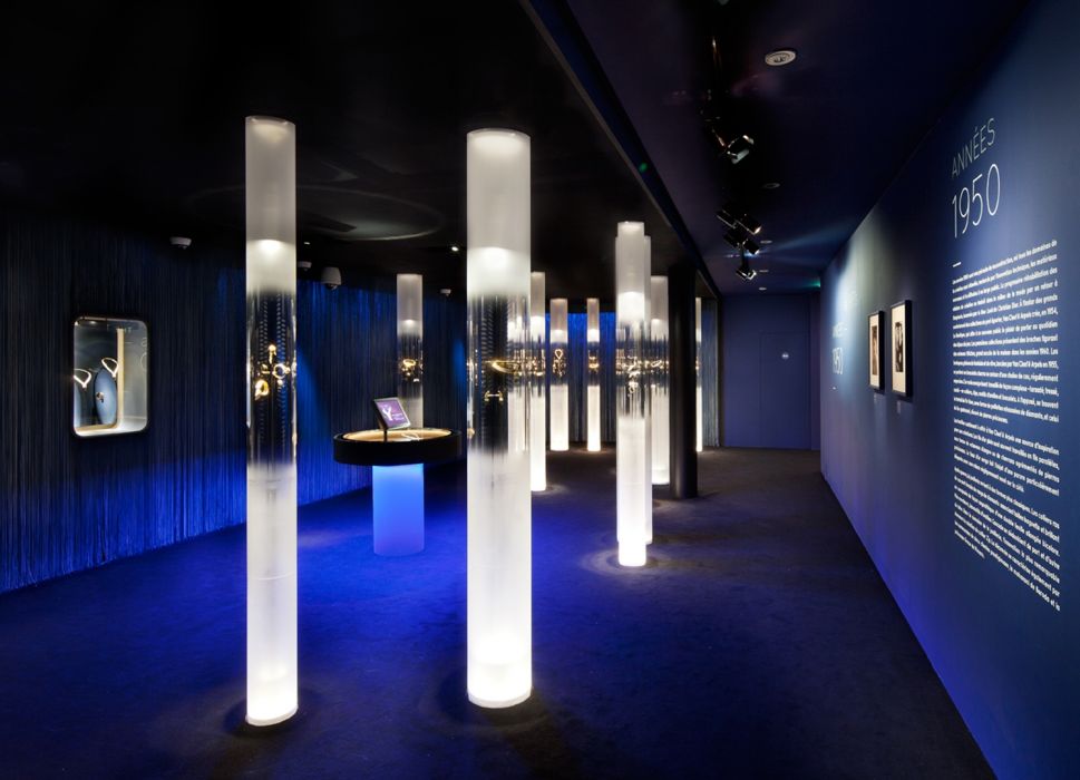 12 L ART DE LA HAUTE JOAILLERIE-17