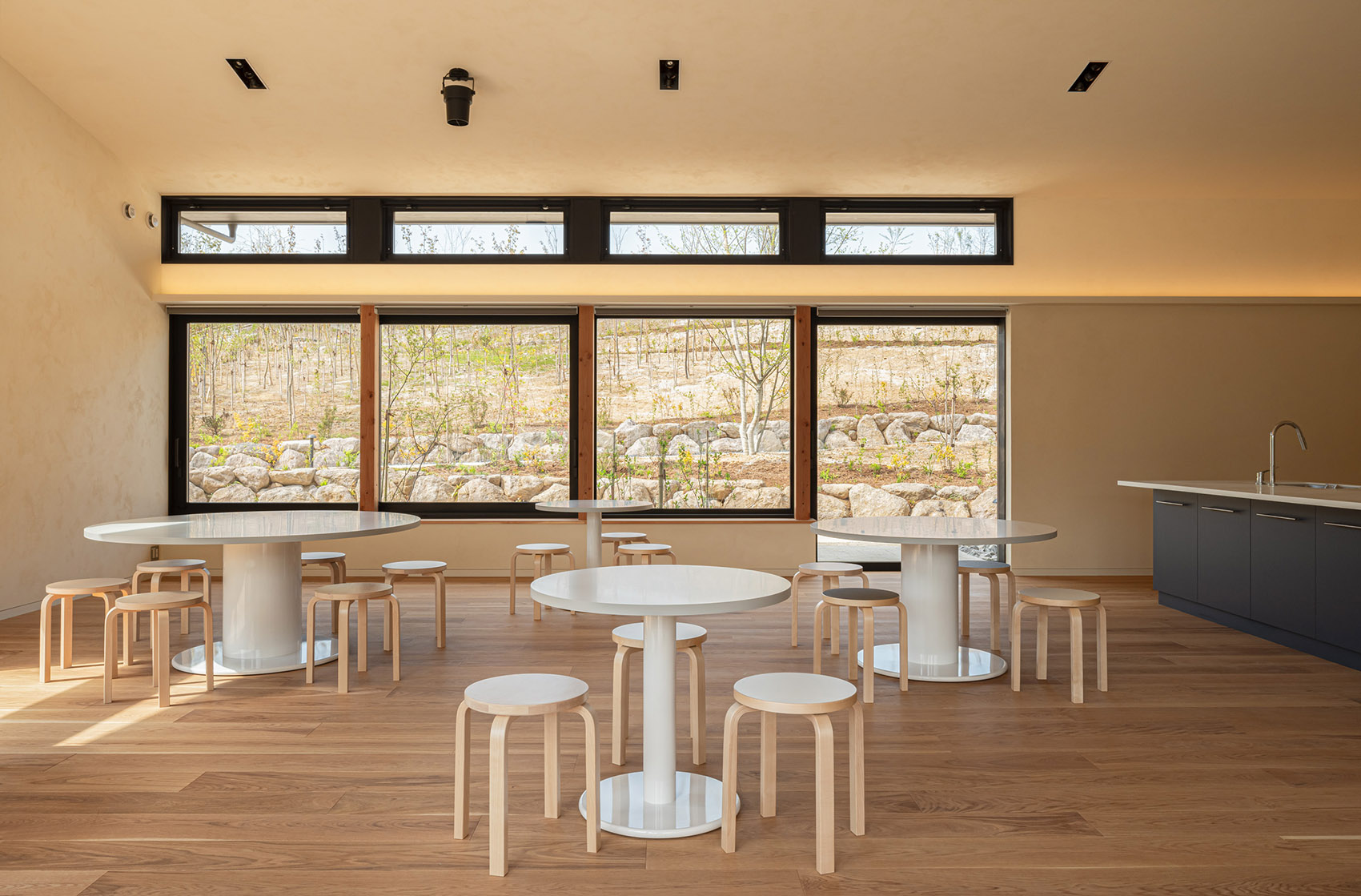 町田药师池公园“四季彩之森”游客中心丨日本-71