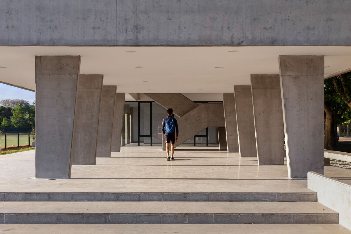 阿根廷罗萨里奥赛马俱乐部曲棍球更衣室设计丨Estudio Martin Elias Arquitecto-19