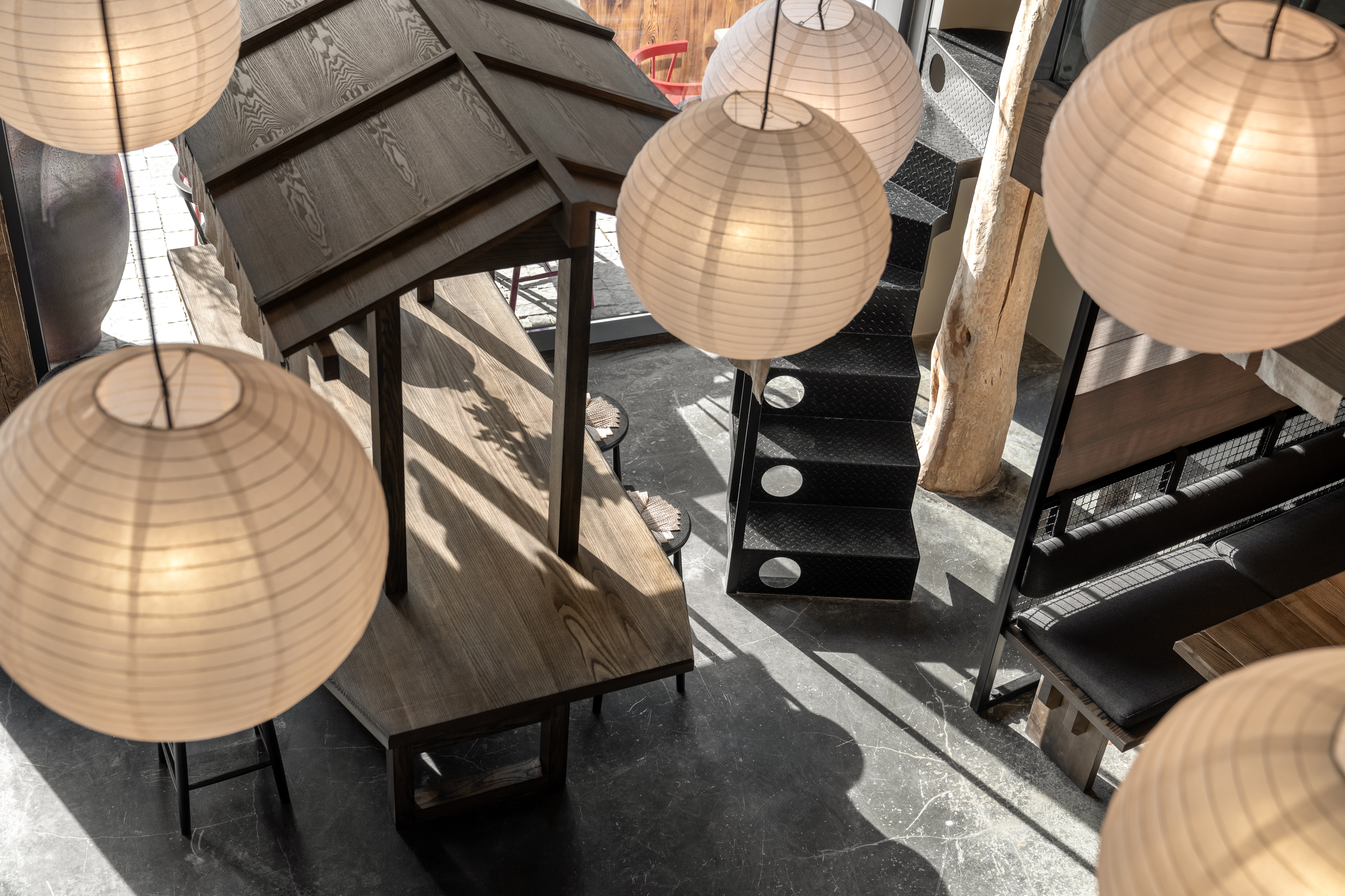 荣拉面吧丨乌克兰利沃夫-11