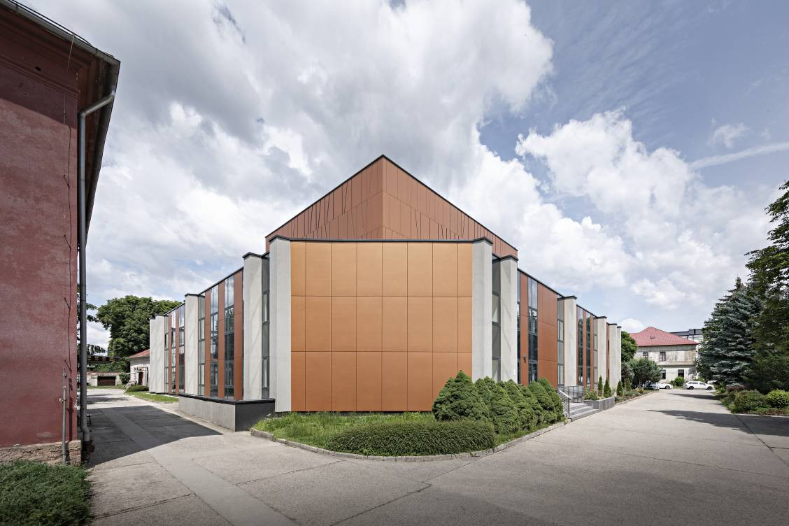 斯洛伐克广播电视台大楼重建项目丨斯洛伐克科希策丨科希策DGA工作室-7