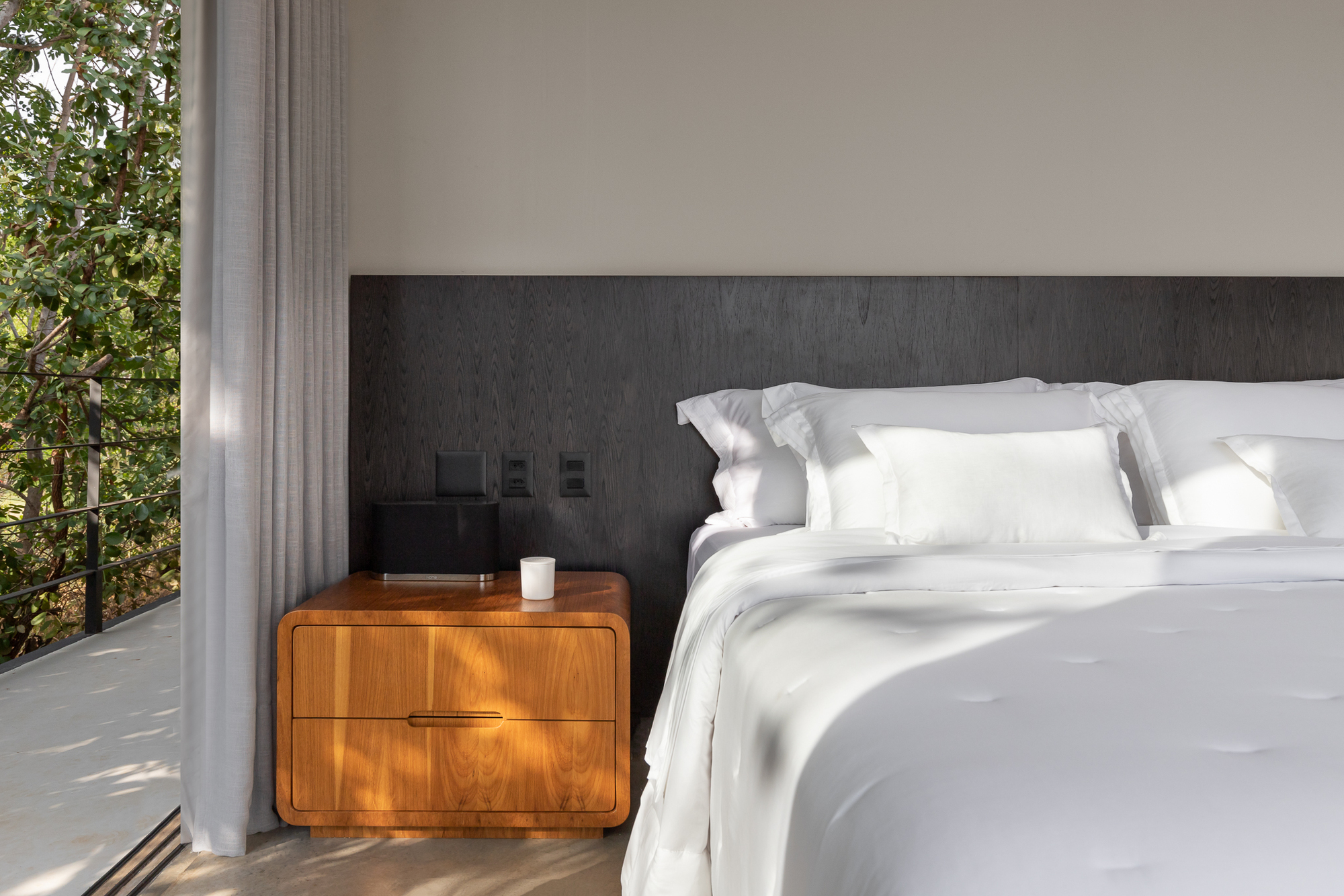 派内拉斯之家丨巴西巴西利亚丨Studio Bruno Porto-37