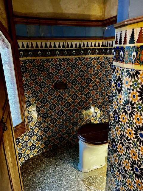 比森斯之家丨西班牙巴塞罗那丨Antoni Gaudi（安东尼·高迪）-40