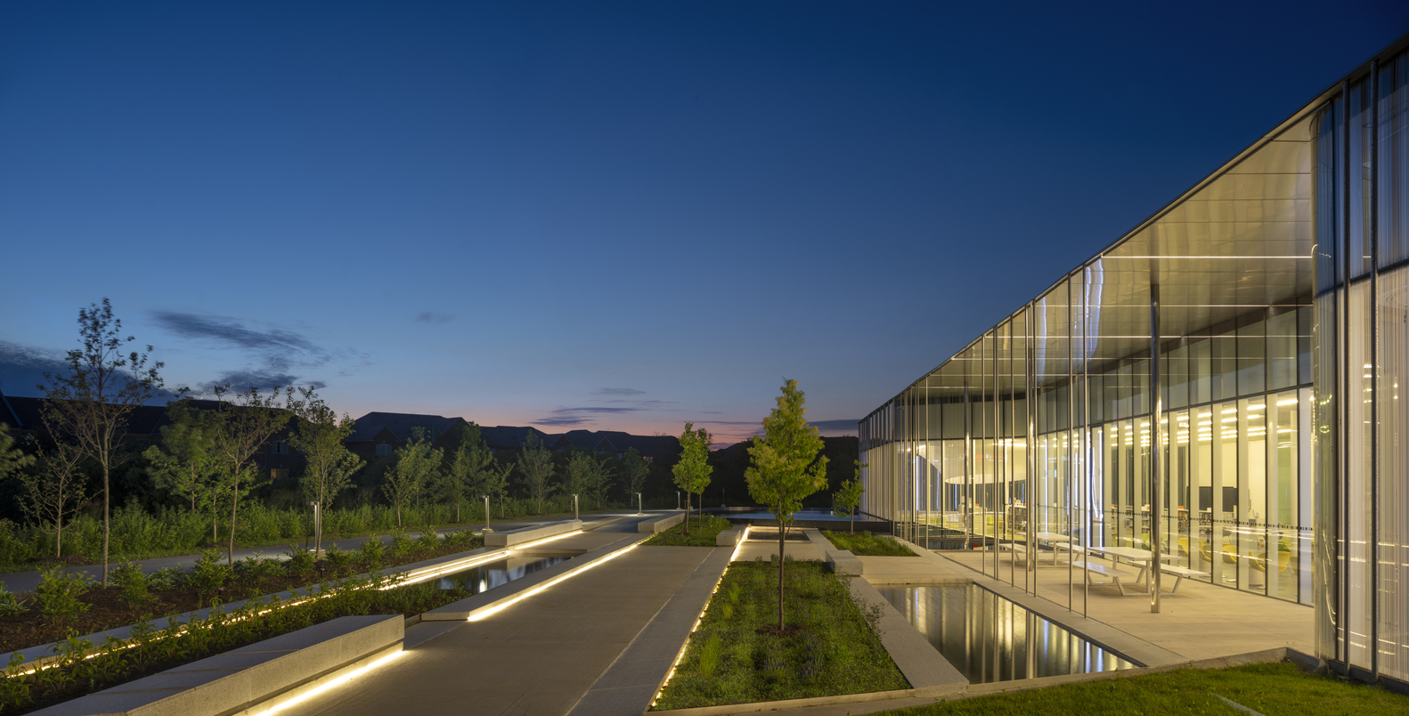 加拿大斯普林代尔图书馆和驹形丸公园-27