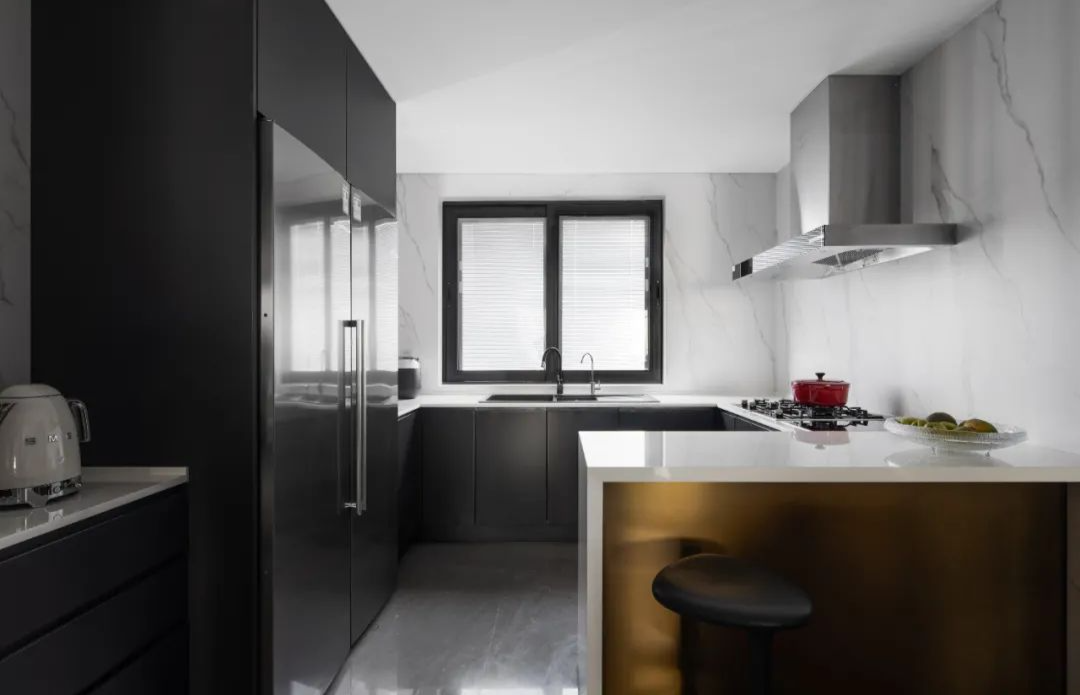 黑白空间碰撞 · 温州私宅·白麓城的理性与诗意丨中国温州丨温州未加软装设计,温州大墨空间设计-30