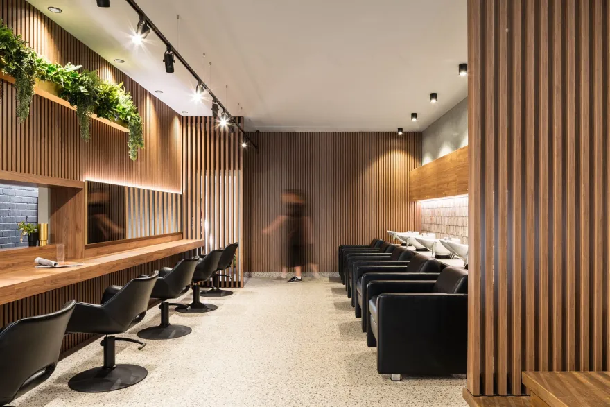 轮廓分明发型沙龙-28