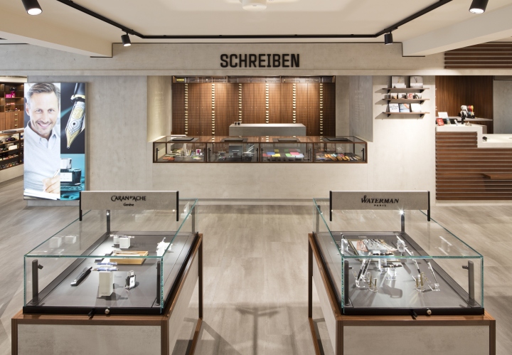 奥尔特洛夫商店，由商店设计师们设计，科隆-32