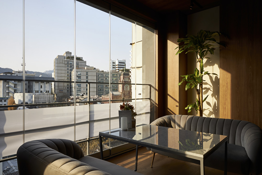 现代高级风 240 平咖啡厅设计-11