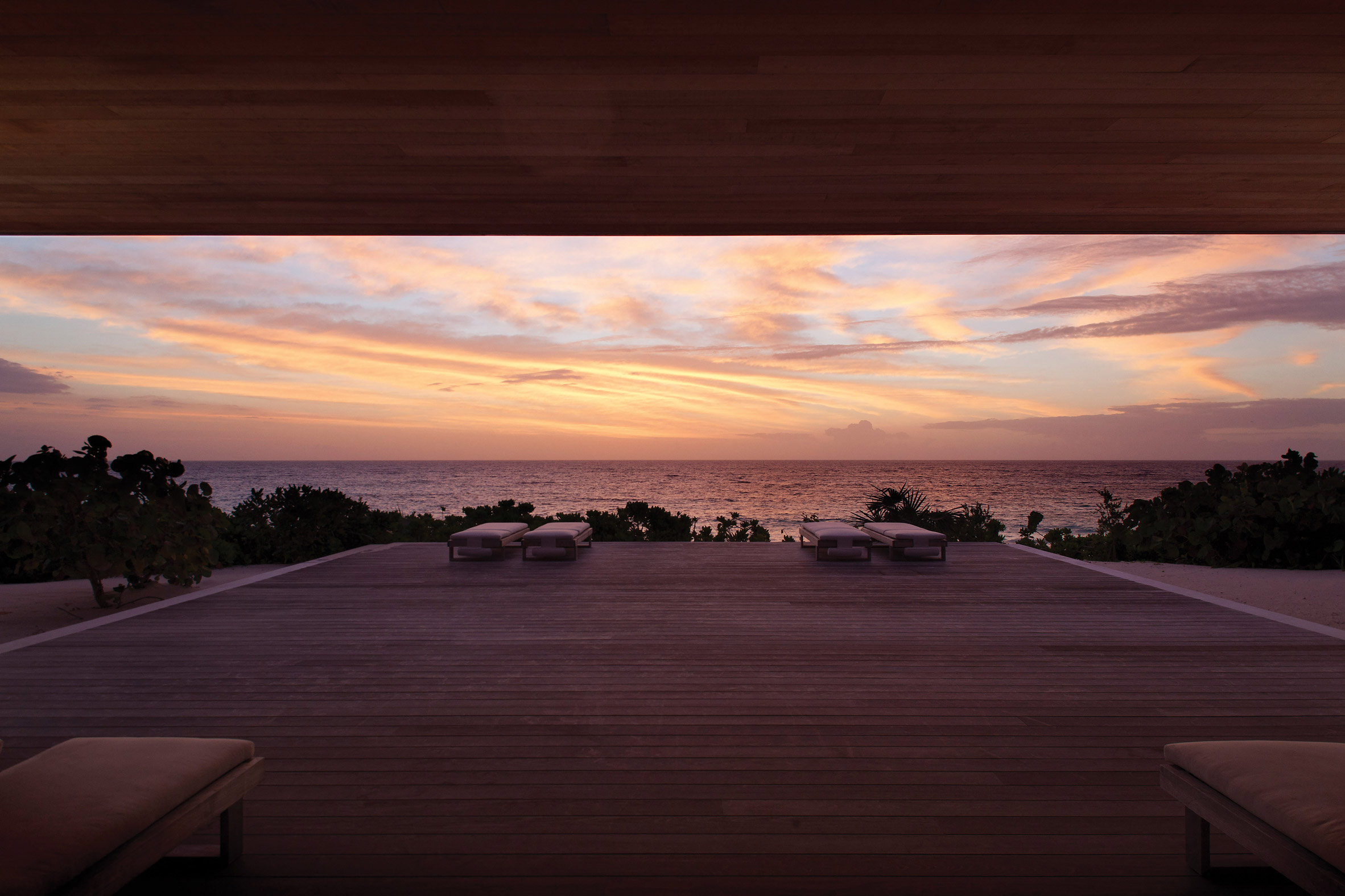 Oppenheim Architecture founder builds Bahamas holiday home atop a sandy dune-22