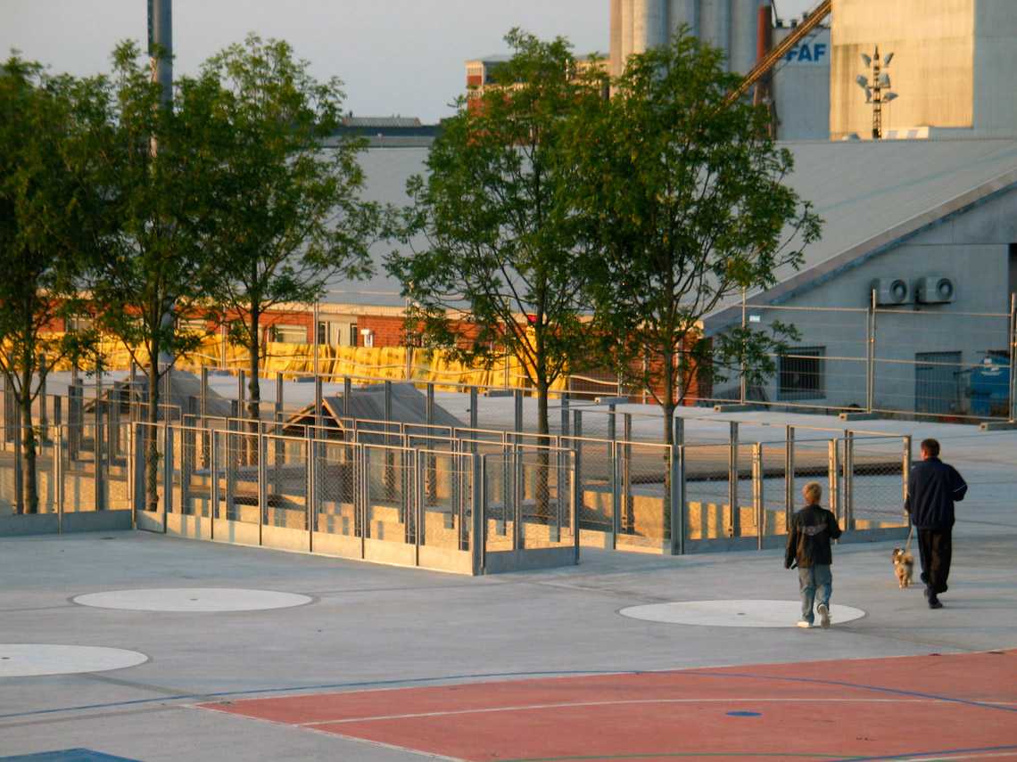 欧登塞港湾广场-5