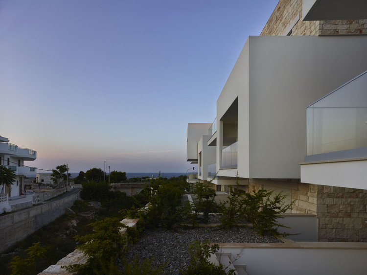 意大利 Polignano a Mare 传统与现代融合的住宅设计-46