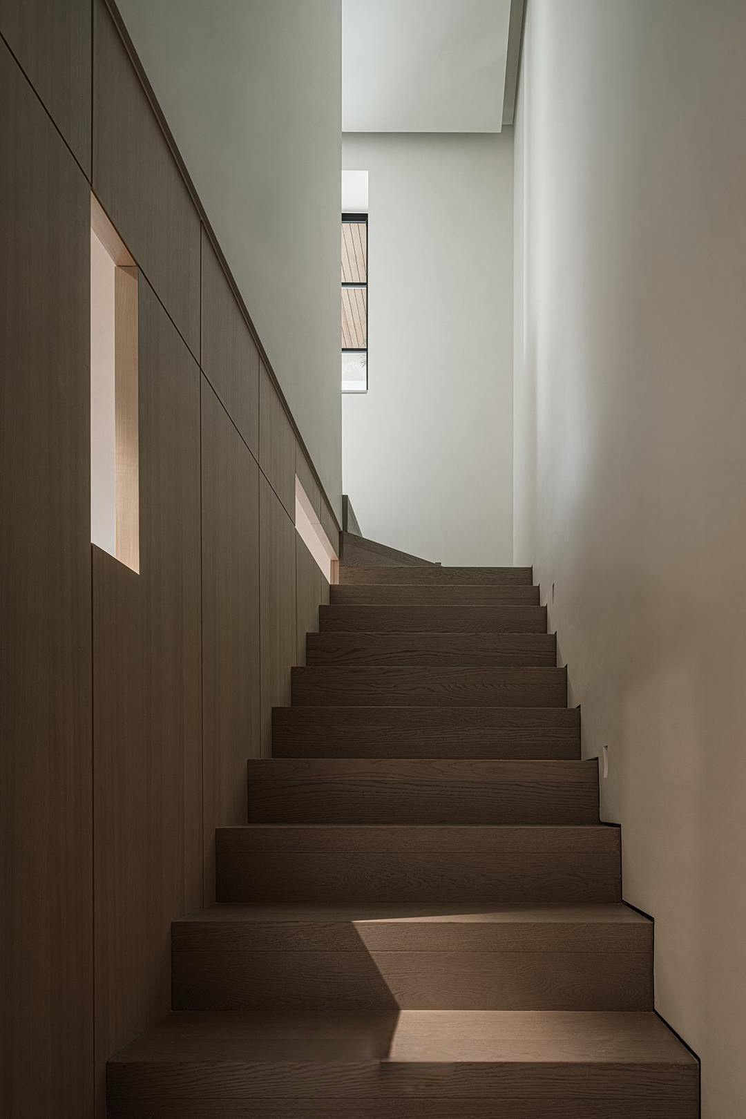 278㎡复式空间,超大阳台的轻禅意三代同堂之家 · 拾光悠然设计-49