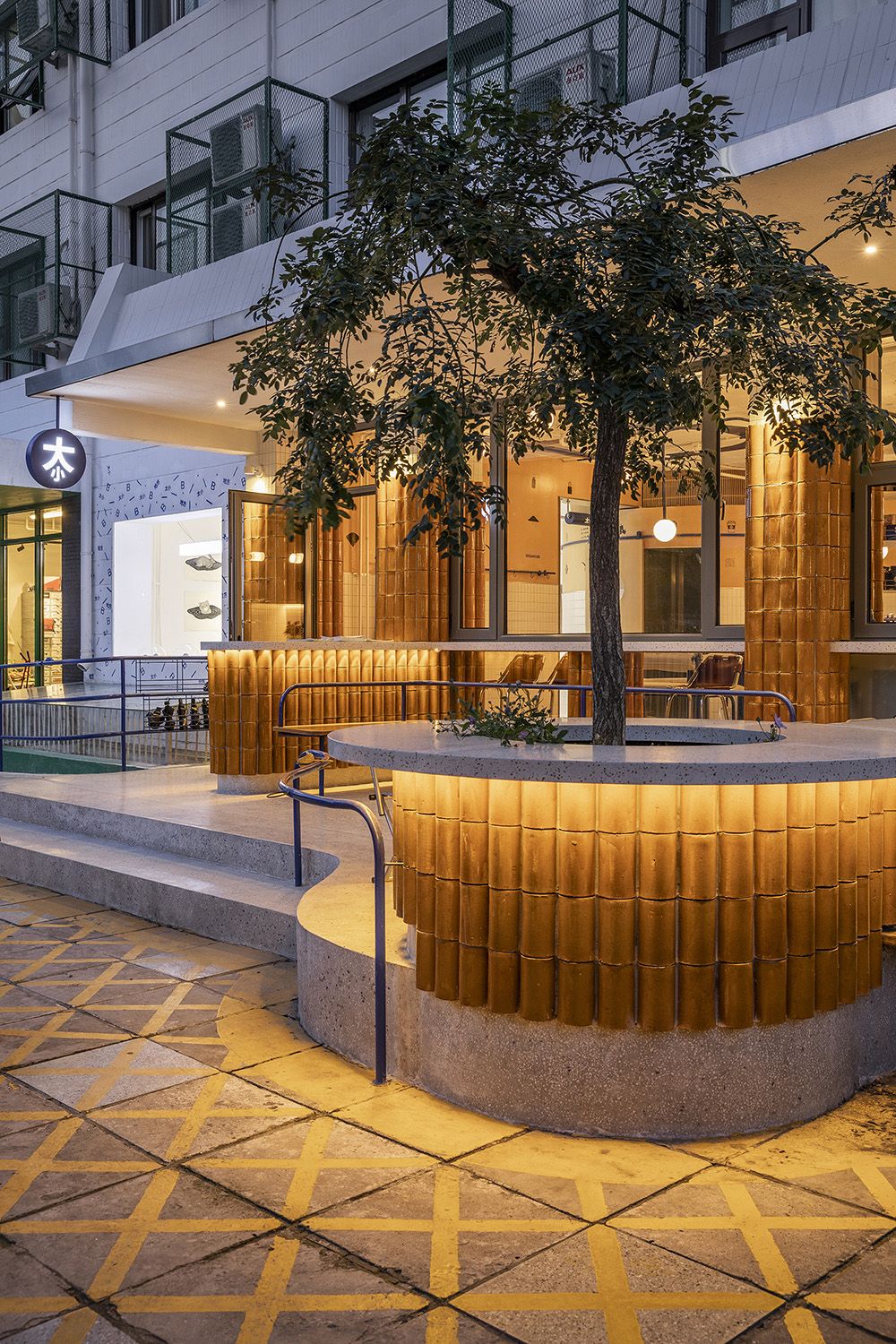 北锣鼓巷里的“大小咖啡” · 胡同社区的活力中心-41