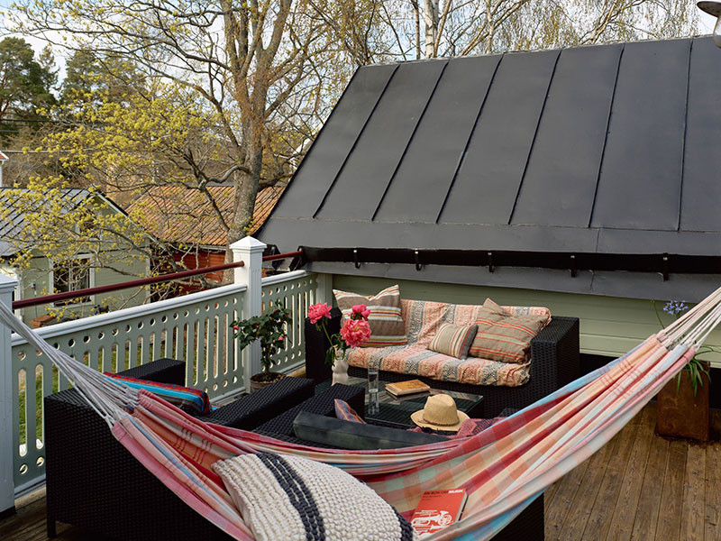 瑞典乡村小屋 | 塔楼与屋顶露台完美融合-25