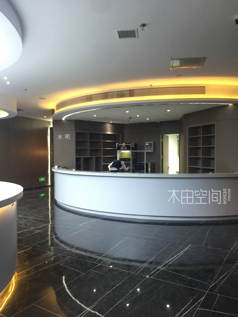 科技风格休闲会所-11