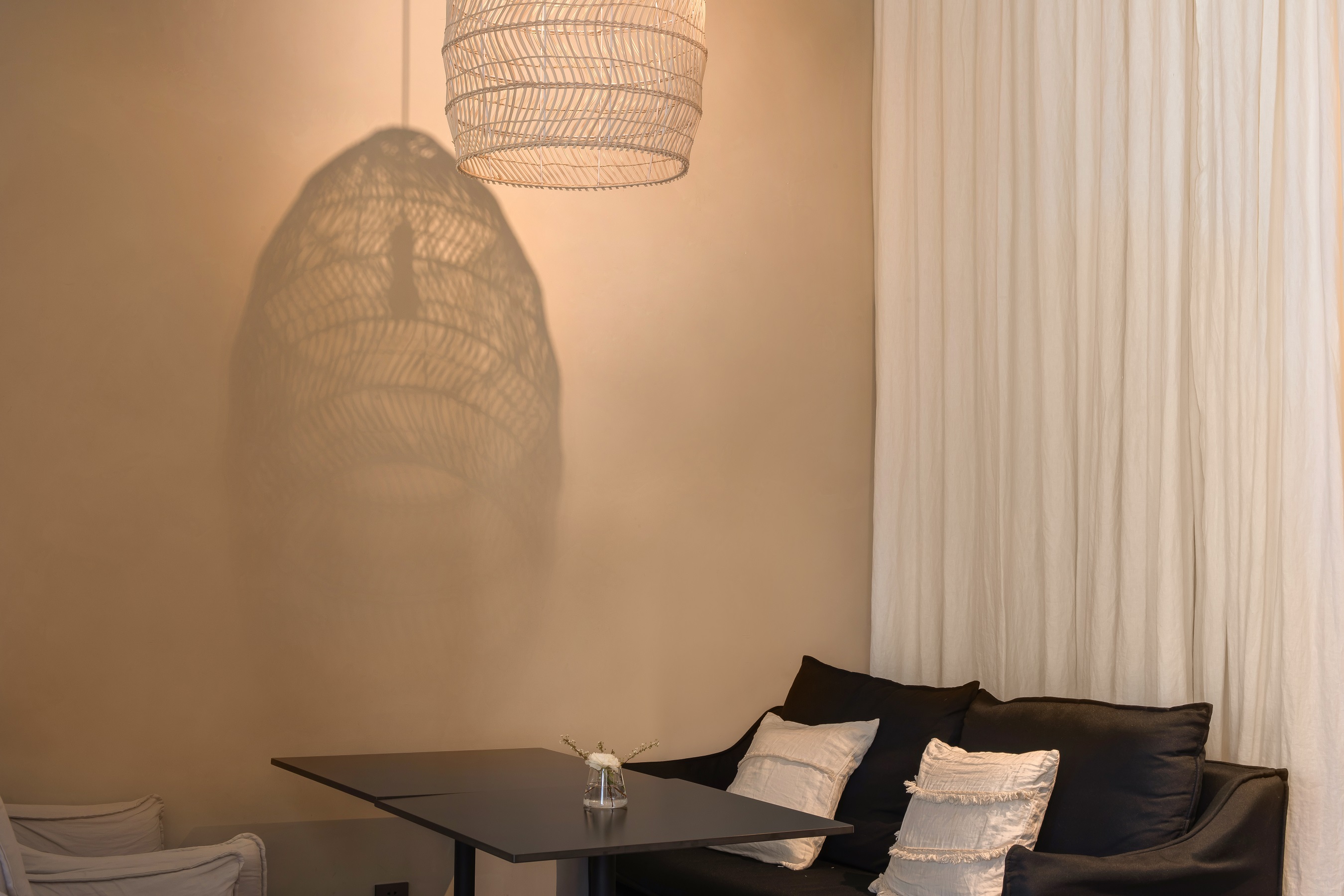 青岛咖啡店升级改造设计丨中国青岛丨上海回响商业空间设计-8