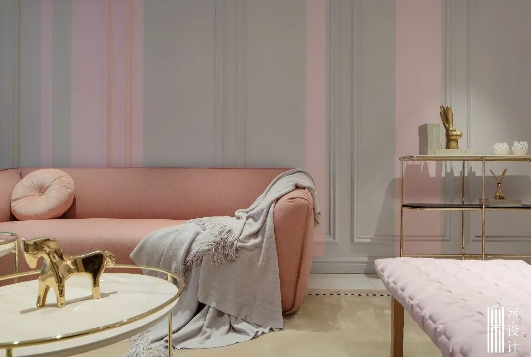 粉色梦幻空间,打造独立女性专属领地-18