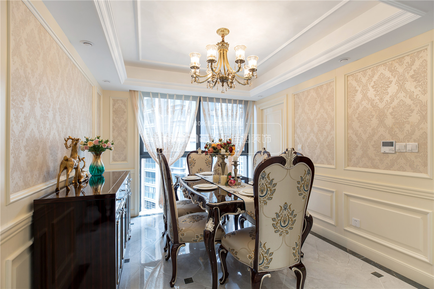 成都三利云锦 135 平米新古典之家 | 精致大气,开放式厨房设计亮点突出-49