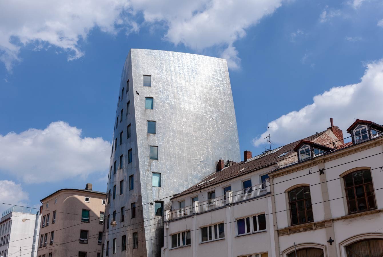 Frank Gehry- 15 Iconic Projects - RTF | Rethinking The Future-35