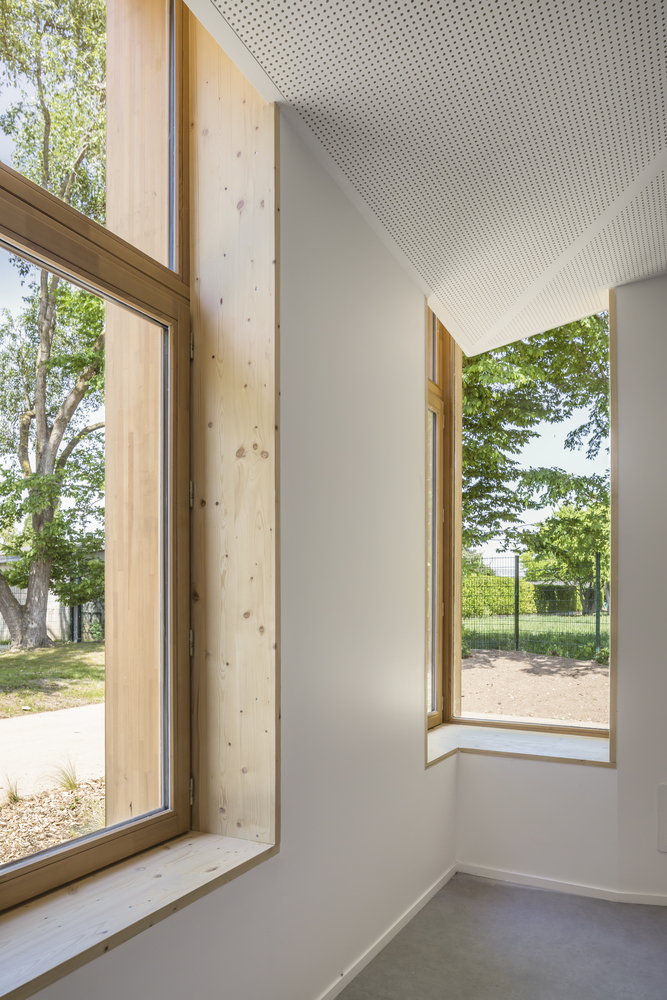 法国 Conflans-Sainte-Honorine 休闲中心与小学扩建项目-42