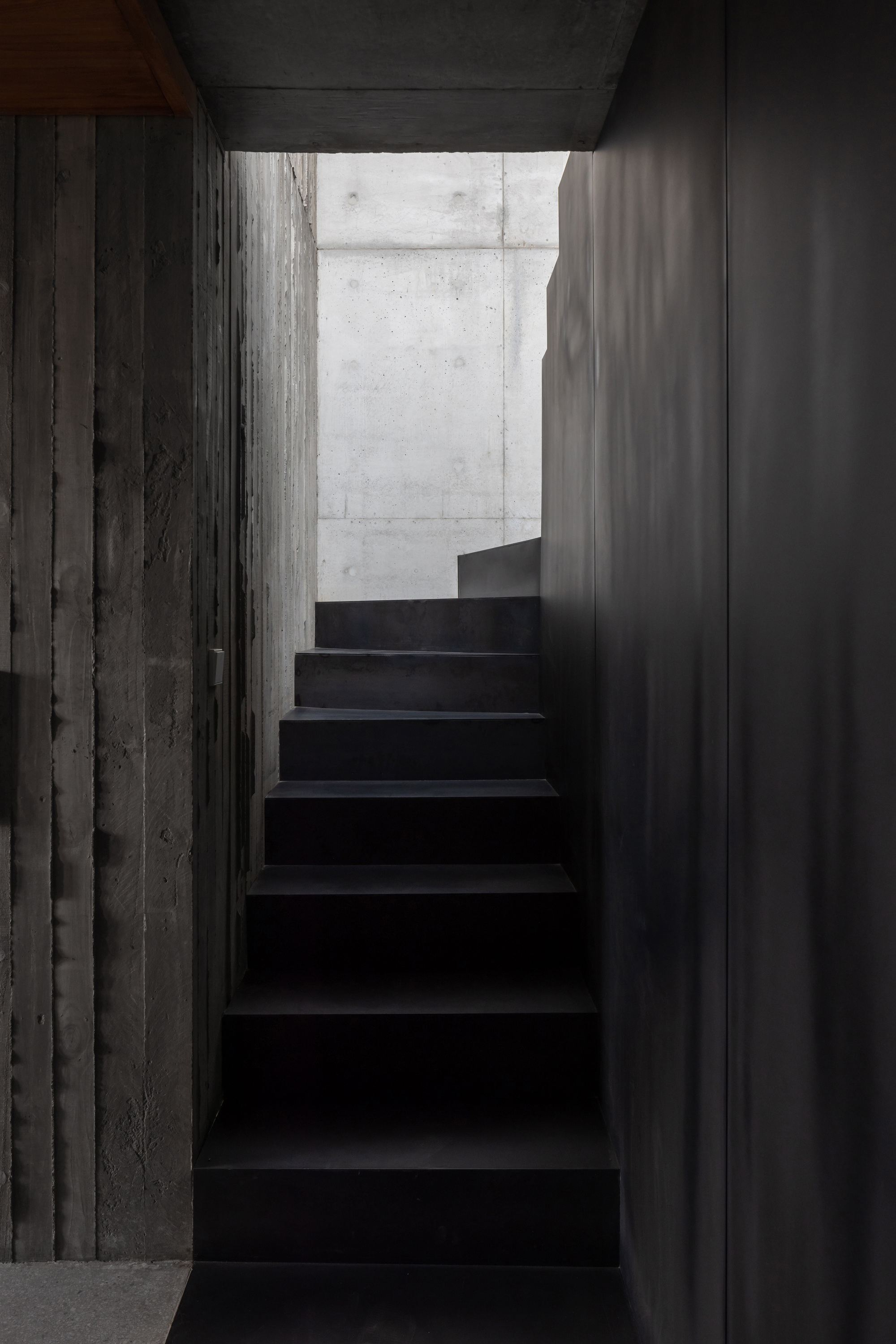 Vertical Tube House - Kam and Ly House / HGAA + Jien Jun + naïve practice + Taewon Park-33
