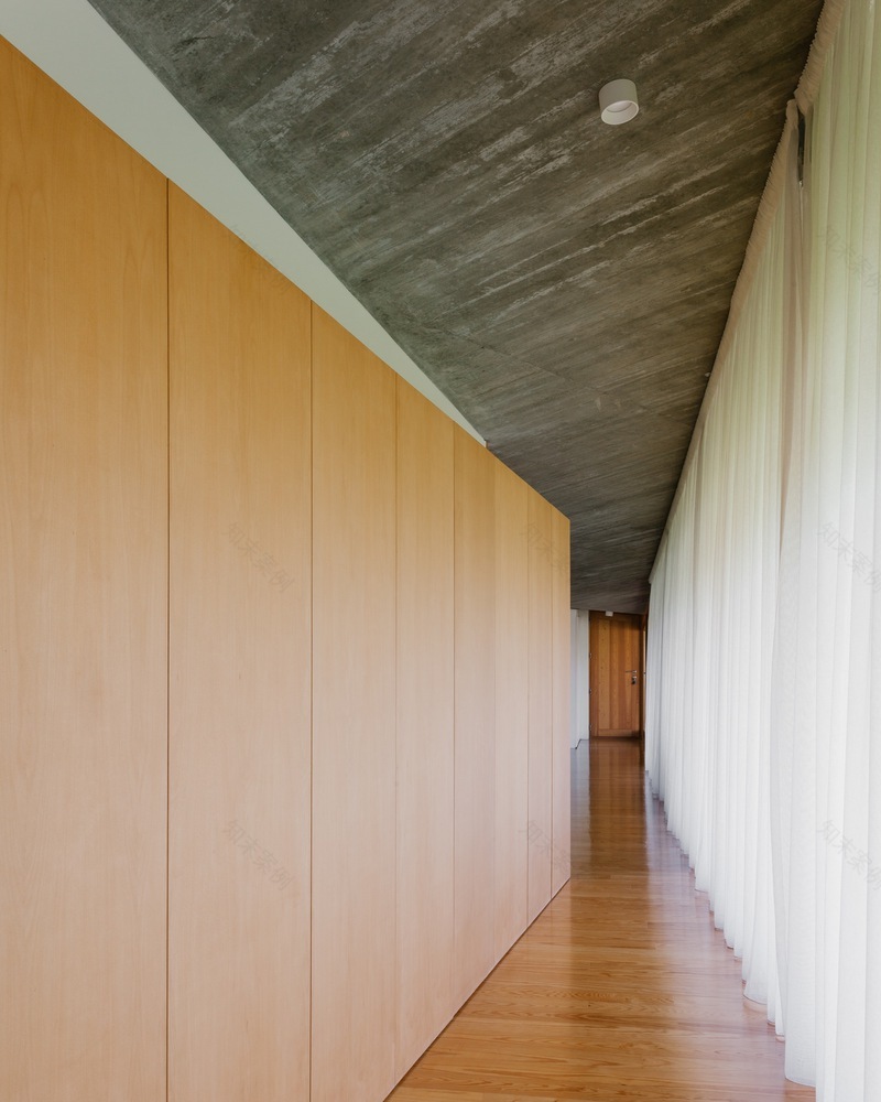 葡萄牙三角屋丨Nuno Brandão Costa-36