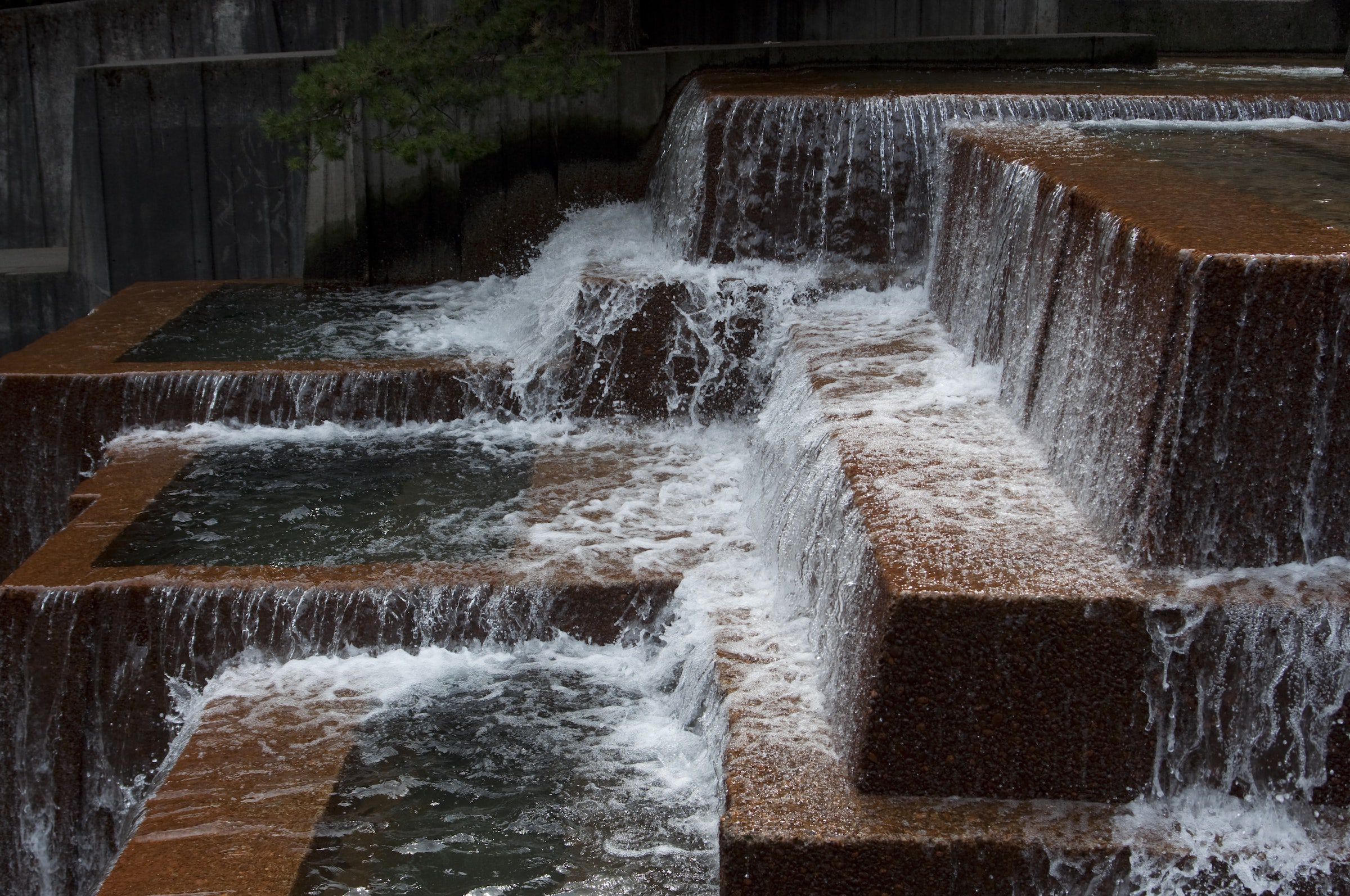 波特兰伊拉·凯勒水景广场——自然与城市的完美融合-24