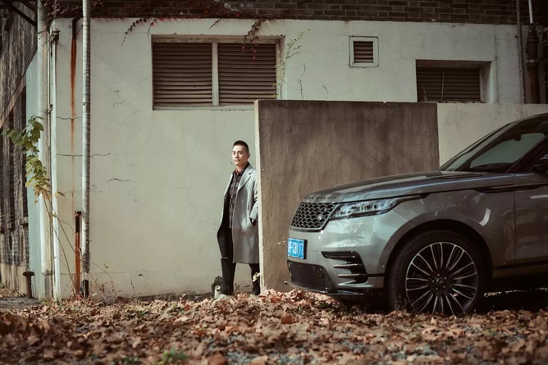 方磊会客室 | 方磊 x 路虎揽胜星脉 极简是共通的话题-14