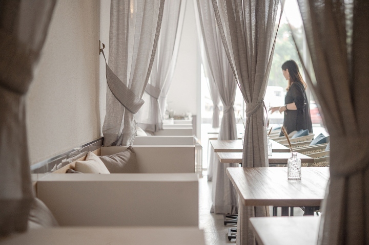 旅行爱好者的咖啡馆 | 东西方风格融合的优雅空间-23