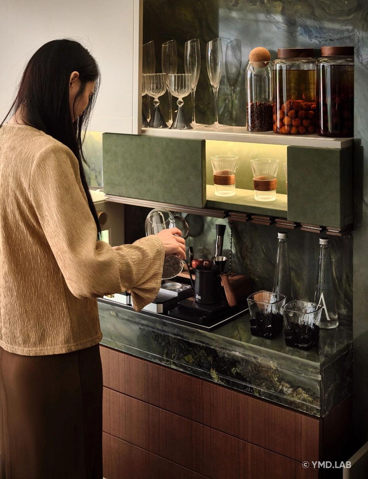 岳蒙设计 · 静默的诗意  在中古风的家里找到治愈感-31