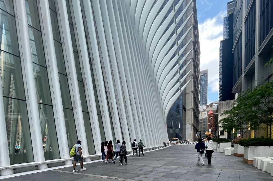纽约世界贸易中心交通枢纽Oculus丨美国曼哈顿丨圣地亚哥·卡拉特拉瓦(Santiago Calatrava)-24