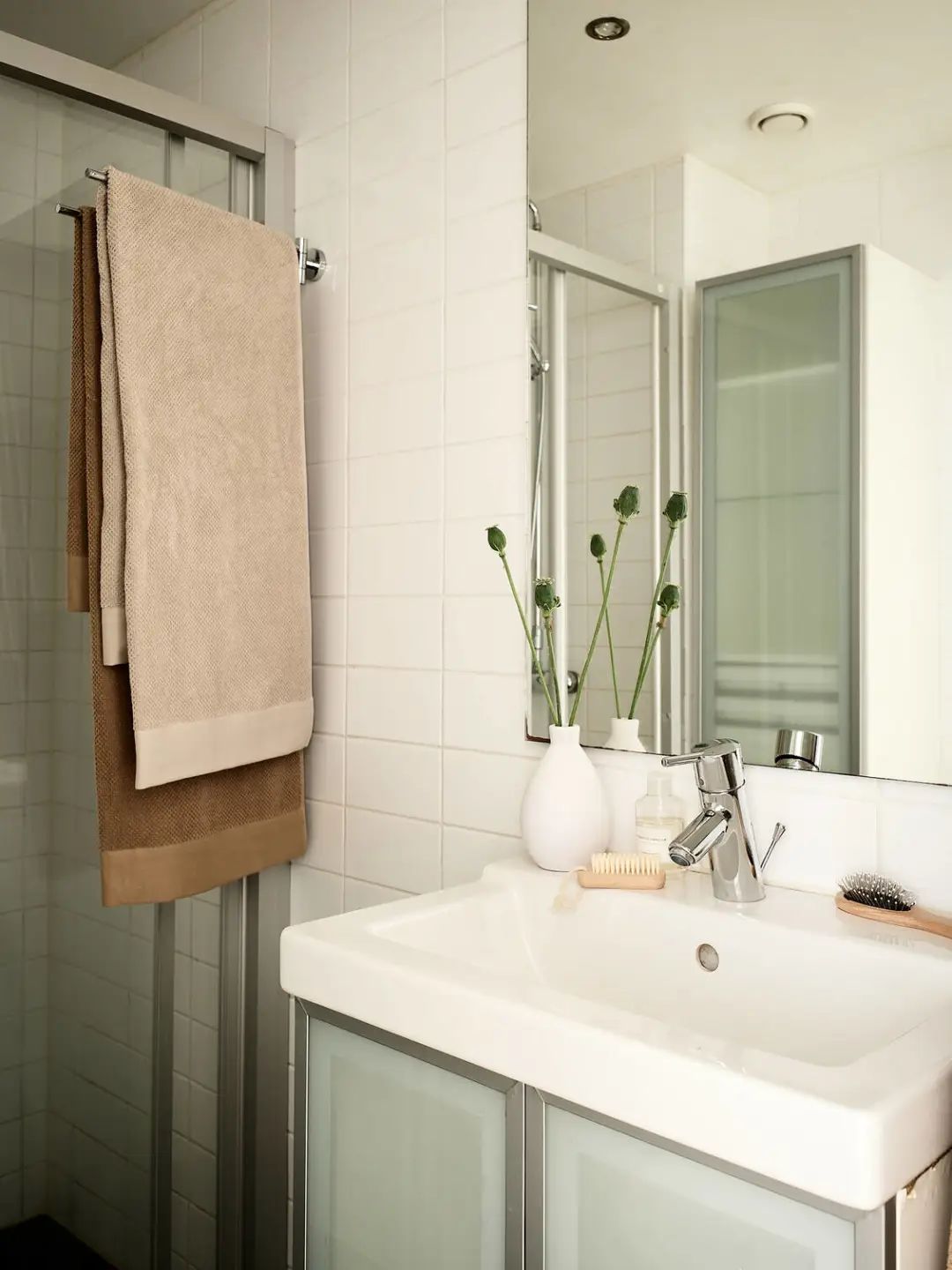 装修 灵感  同样是长走廊、暗卫，52㎡北欧一居毫无逼仄感-18