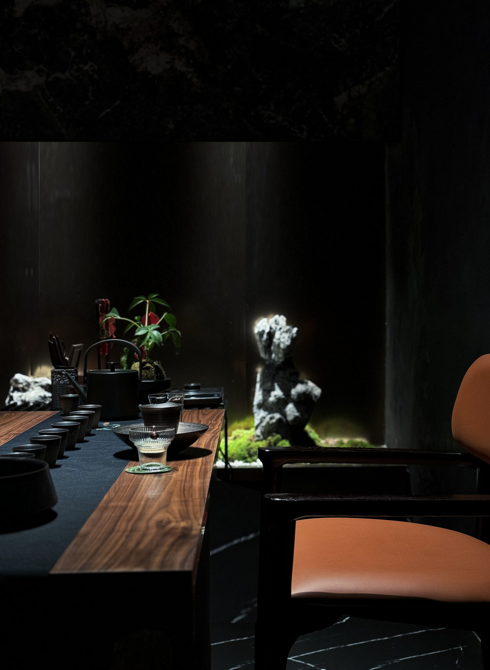 思丽设计作品 | 百年武汉外滩六合路上的一家高级餐厅· 六悦里-10