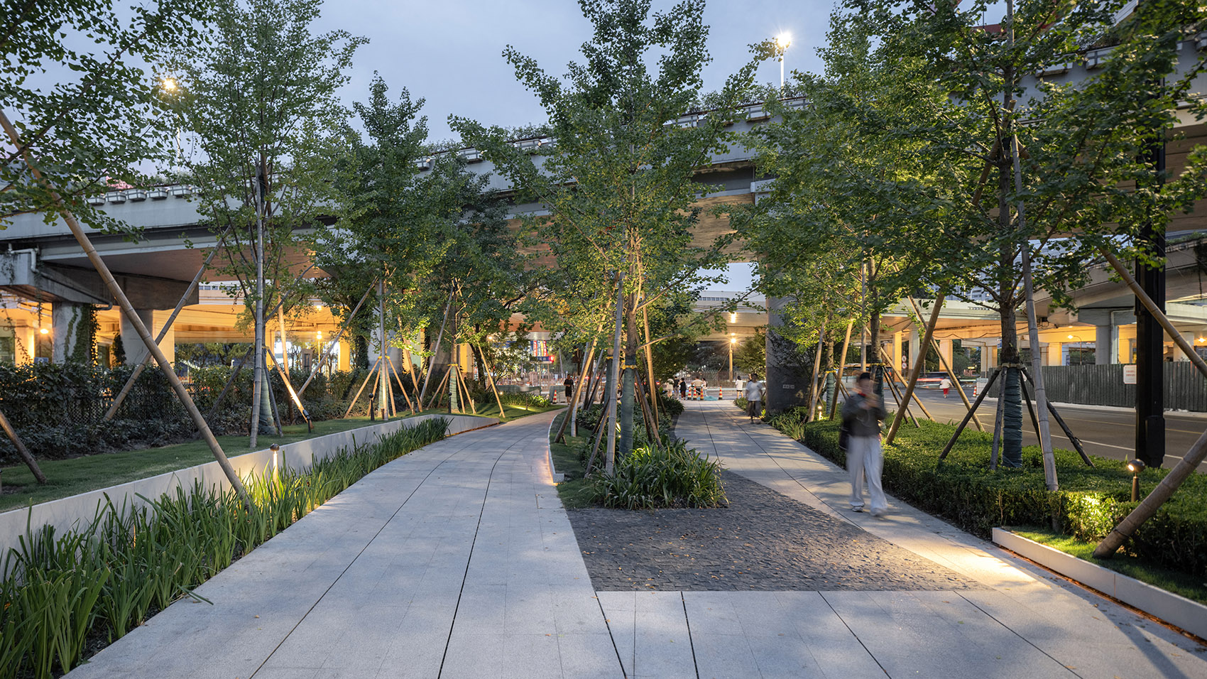 上海漕溪路口袋公园设计丨中国上海丨VIA维亚景观-22