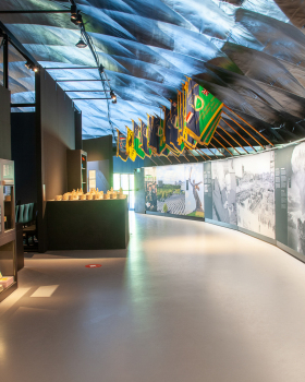荷兰自由博物馆丨architectural studio ZJA