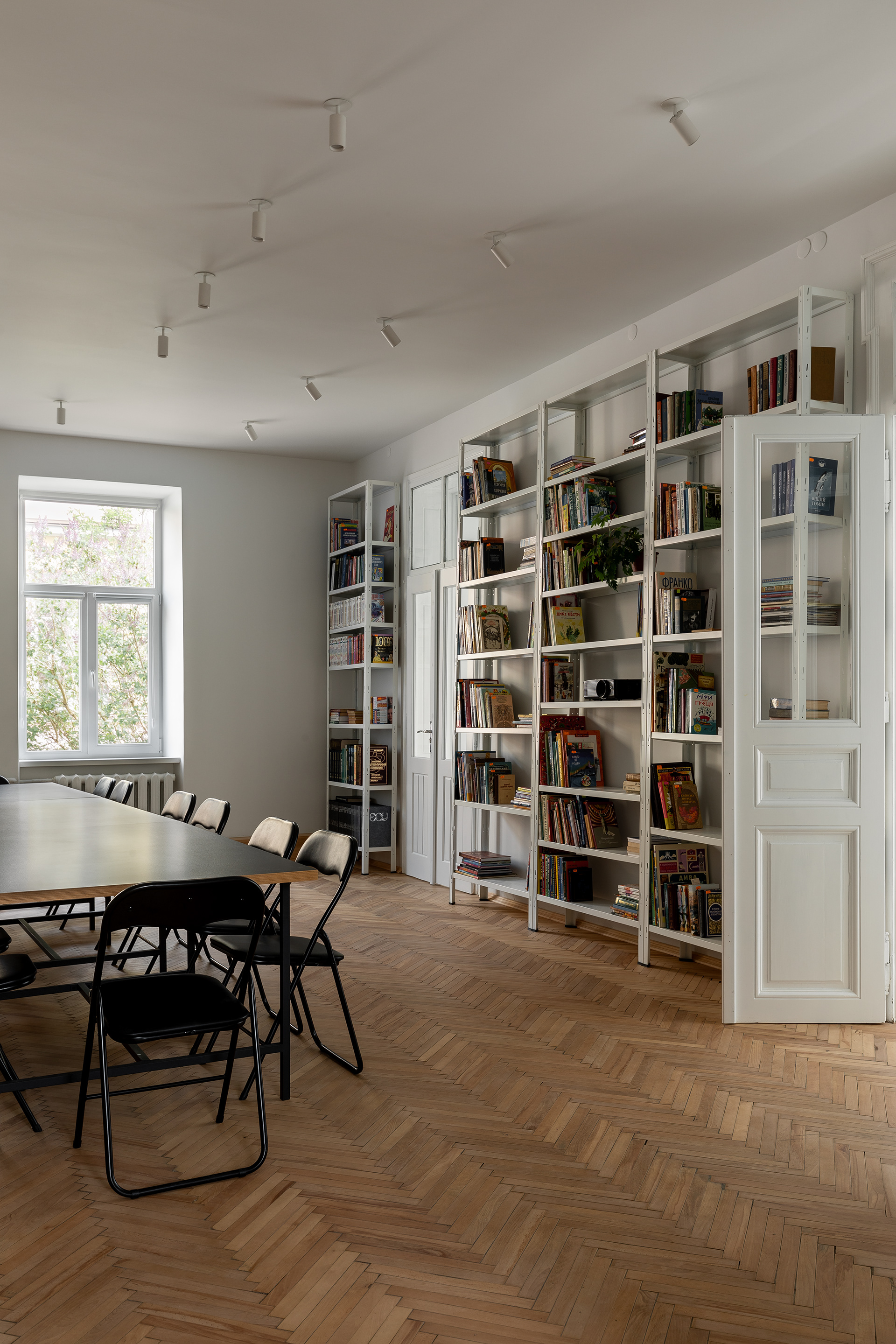 Городок 社区共创中心丨乌克兰利沃夫-29