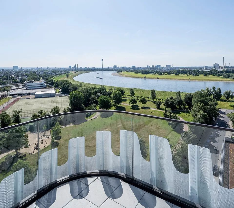 建筑实录|德国RKM740Tower医疗大楼-37