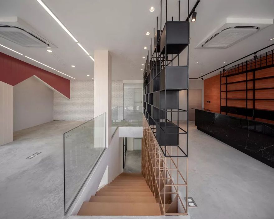 曼谷 Sriwara 办公室改造 | 集精品店与办公空间一体-28