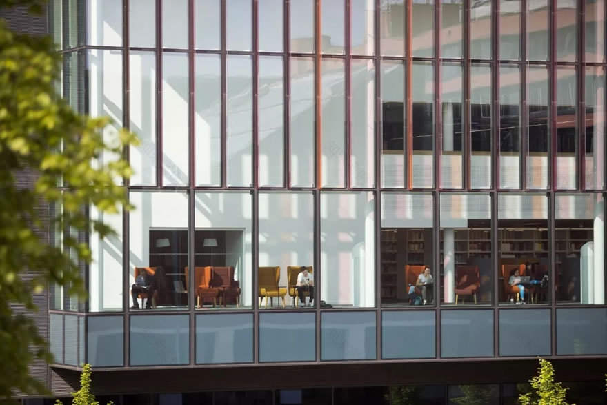 曼彻斯特商学院-17