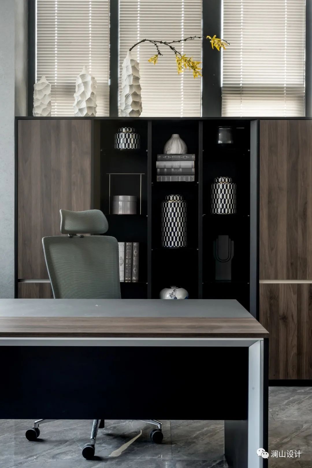 灰色地带 | 现代简约中的自然韵律-24