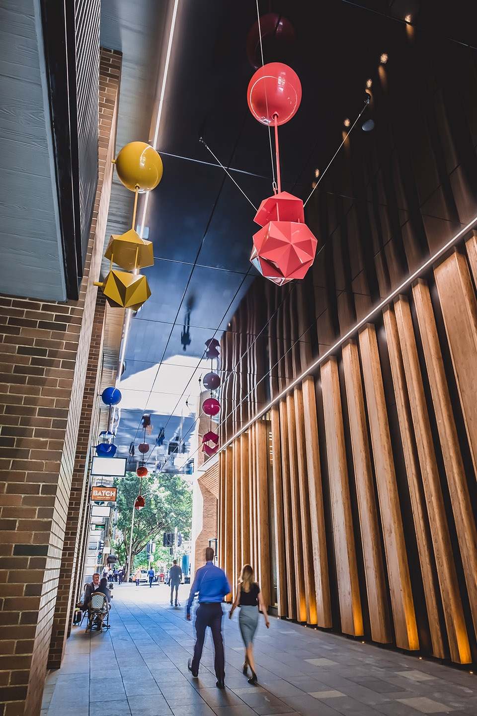 漂浮的几何雕塑，点亮悉尼人行道-13