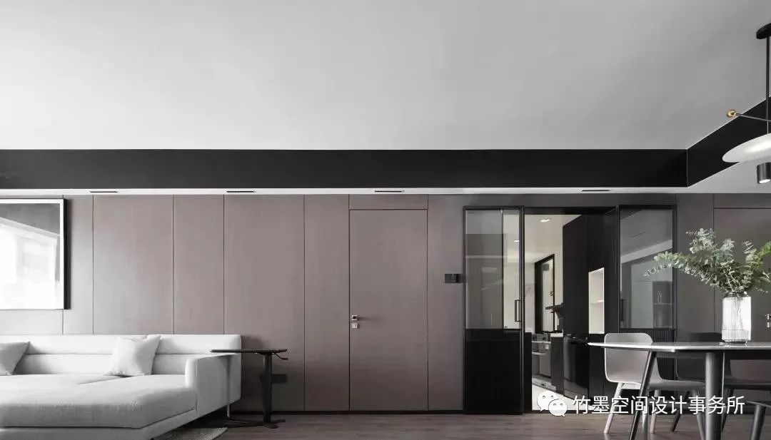 简约黑白灰,打造自然舒适家居空间-3