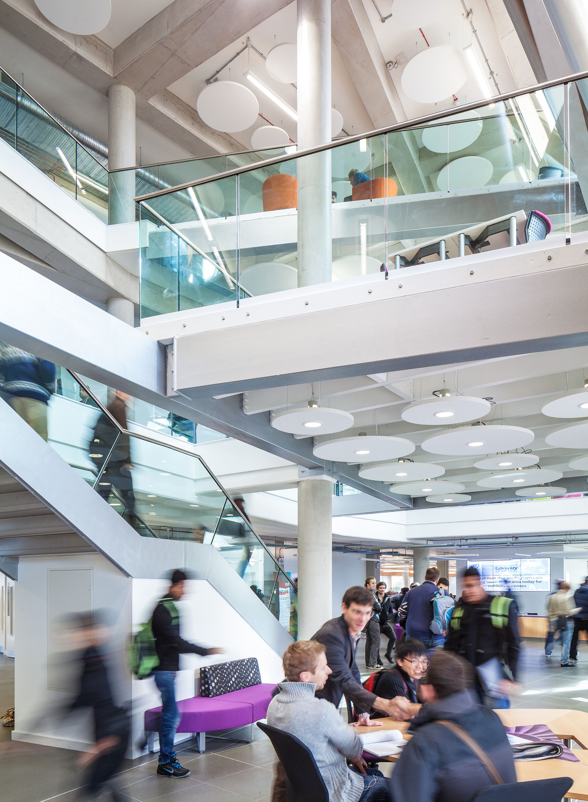 英国考文垂大学工程学院,灵活互动的空间设计-42