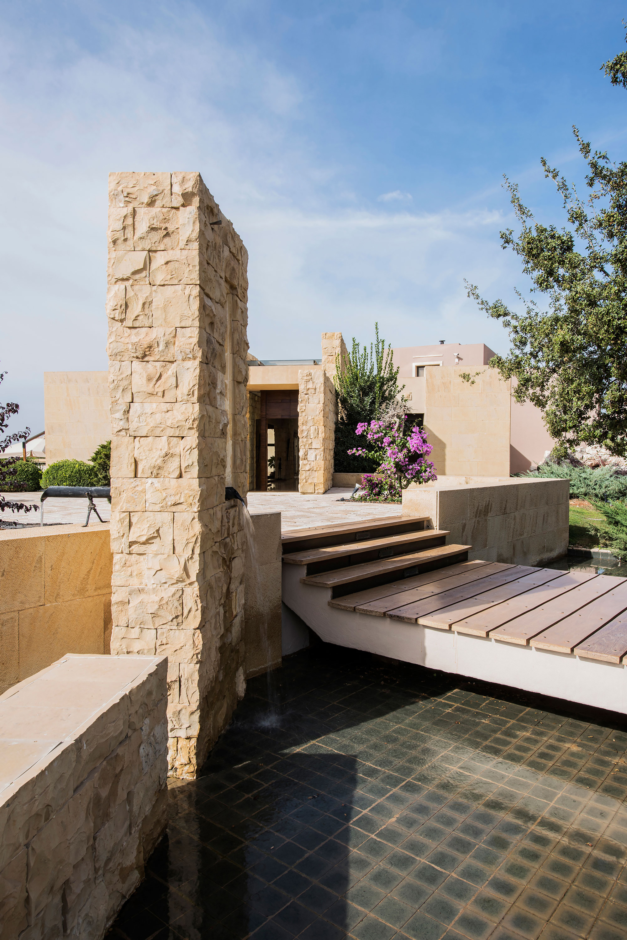 A House by an Architect, for Her Family丨maisam architects & Engineers-14