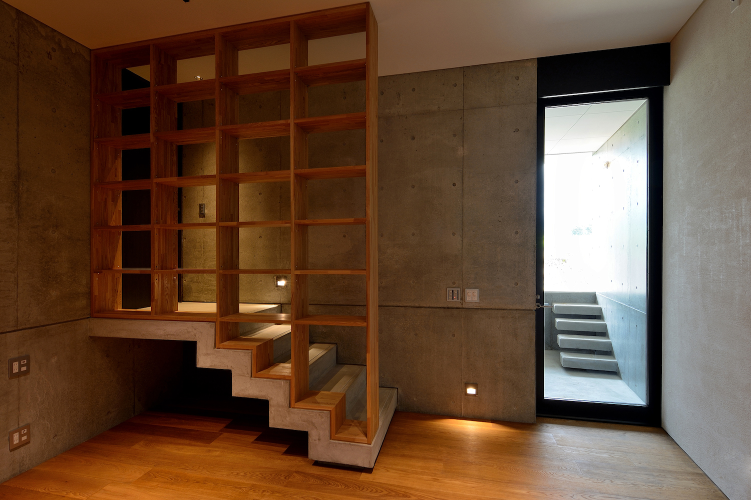 日本富山简约混凝土住宅-25